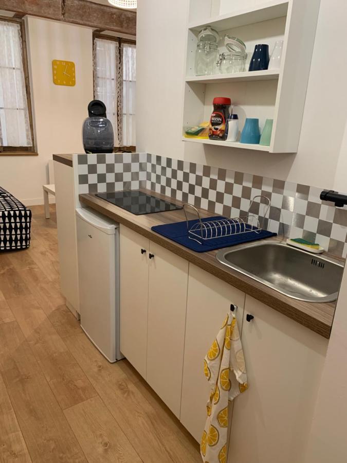 A 2 Pas Du Vieux Port Charmant T2 Apartment มาร์กเซย ภายนอก รูปภาพ